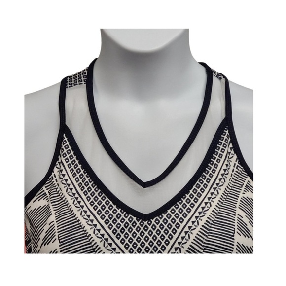 Lucky in Love Santa Fe Glow Tank - Picture 12 of 14